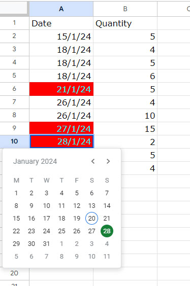 Highlighted weekends in a column in Google Sheets
